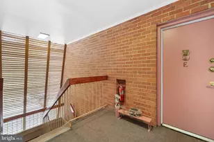 11 Hamill Rd, Baltimore, MD 21210 - Photo 3