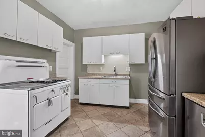 511 Thornfield Road, Baltimore, MD 21229 - Photo 11