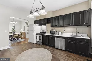4119 Falls Rd, Baltimore, MD 21211 - Photo 7