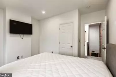 819 N Montford Avenue, Baltimore, MD 21205 - Photo 7