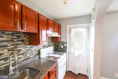 2035 Grinnalds, Baltimore, MD 21230 - Photo 7