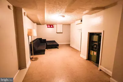 2035 Grinnalds, Baltimore, MD 21230 - Photo 17