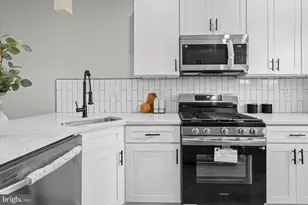 13 S Hilton St, Baltimore, MD 21229 - Photo 9