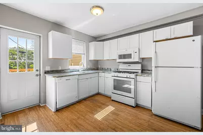 317 Font Hill Avenue, Baltimore, MD 21223 - Photo 7
