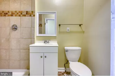 2818 N Calvert Street N, Baltimore, MD 21218 - Photo 39