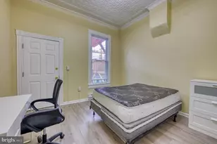 2818 N Calvert Street N, Baltimore, MD 21218 - Photo 11