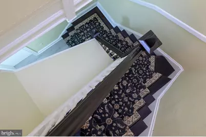 2818 N Calvert Street N, Baltimore, MD 21218 - Photo 17