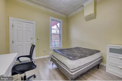 2818 N Calvert Street N, Baltimore, MD 21218 - Photo 11