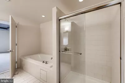 1200 Steuart Street #725, Baltimore, MD 21230 - Photo 17