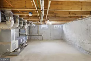 109 S Fulton Ave, Baltimore, MD 21223 - Photo 23
