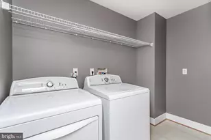 905 S Caroline St, Baltimore, MD 21231 - Photo 17