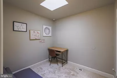 511 N Castle Street, Baltimore, MD 21205 - Photo 25