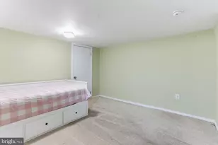 38 S Potomac St, Baltimore, MD 21224 - Photo 23