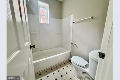 2123 Walbrook Avenue, Baltimore, MD 21217 - Photo 23