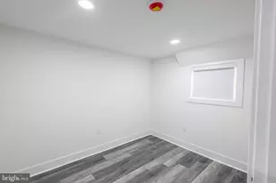 631 E 37th St, Baltimore, MD 21218 - Photo 19