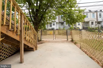 631 E 37th Street, Baltimore, MD 21218 - Photo 39