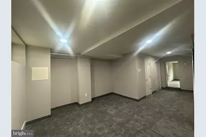 125 N Monastery Avenue, Baltimore, MD 21229 - Photo 17