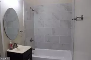 1646 E Pratt St, Baltimore, MD 21231 - Photo 5