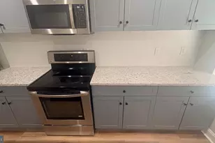 1109 Sargeant St, Baltimore, MD 21223 - Photo 7