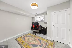 636 S Kenwood Ave, Baltimore, MD 21224 - Photo 27