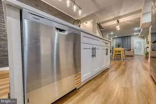 972 N Franklintown Rd, Baltimore, MD 21216 - Photo 15
