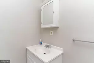 551 E 38th St, Baltimore, MD 21218 - Photo 13
