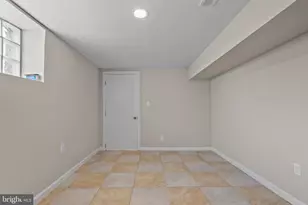3219 E Monument St, Baltimore, MD 21205 - Photo 21