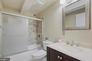 1024 N Central Ave, Baltimore, MD 21202 - Photo 15