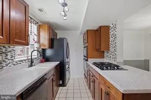 1024 N Central Ave, Baltimore, MD 21202 - Photo 9