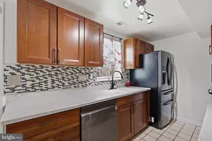 1024 N Central Ave, Baltimore, MD 21202 - Photo 11