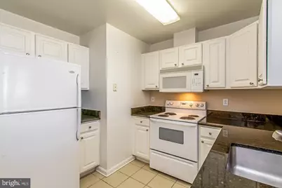 23 Pierside Drive #229, Baltimore, MD 21230 - Photo 7