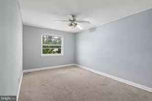 838 Bradhurst Rd, Baltimore, MD 21212 - Photo 9
