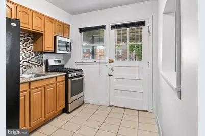 838 Bradhurst Road, Baltimore, MD 21212 - Photo 7