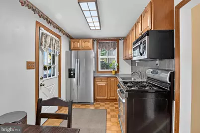 2815 Delmont Avenue, Baltimore, MD 21230 - Photo 9