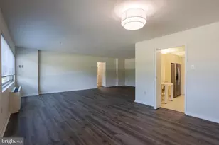 7121 Park Heights Ave, Baltimore, MD 21215 - Photo 13