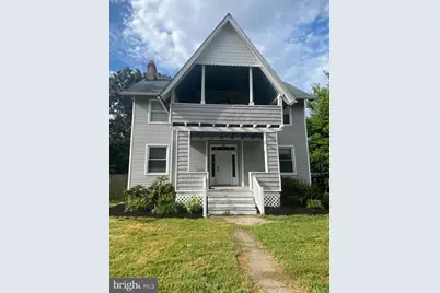 421 E Lake Avenue, Baltimore, MD 21212 - Photo 1