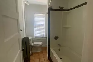 421 E Lake Ave, Baltimore, MD 21212 - Photo 13
