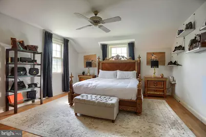 10 W Lake Avenue, Baltimore, MD 21210 - Photo 27