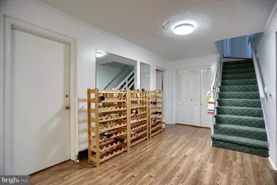 10 W Lake Avenue, Baltimore, MD 21210 - Photo 47