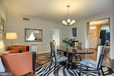10 W Lake Avenue, Baltimore, MD 21210 - Photo 7