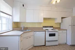 3211 Shelburne Rd, Baltimore, MD 21208 - Photo 7