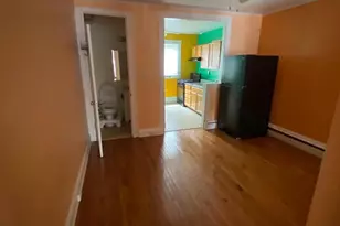 613 E 30th Street E, Baltimore, MD 21218 - Photo 5