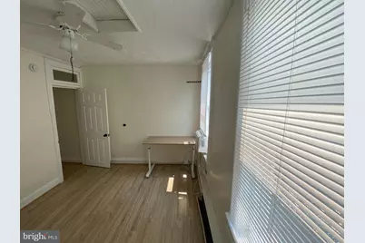 613 E 30th Street E, Baltimore, MD 21218 - Photo 19