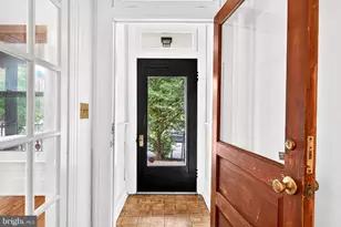 3005 N Calvert St, Baltimore, MD 21218 - Photo 5