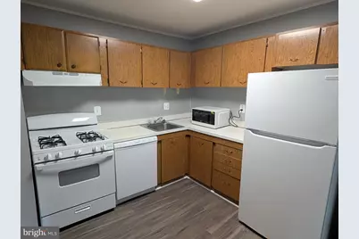 6001 Park Heights Avenue #4D, Baltimore, MD 21215 - Photo 7