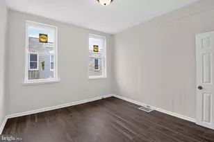 511 N Port St, Baltimore, MD 21205 - Photo 11
