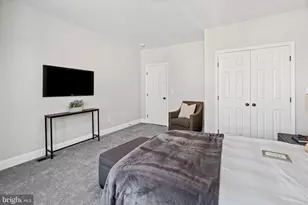 1822 N Bentalou St, Baltimore, MD 21216 - Photo 15