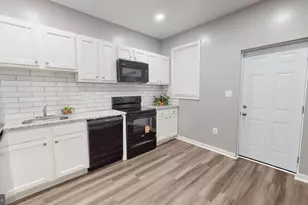 2931 Clifton Ave, Baltimore, MD 21216 - Photo 9