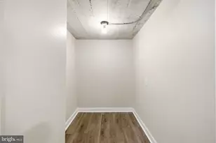 245 N Monastery Ave, Baltimore, MD 21229 - Photo 25