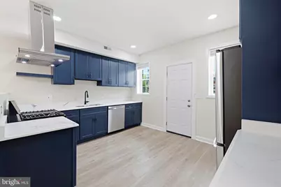 245 N Monastery Avenue, Baltimore, MD 21229 - Photo 17